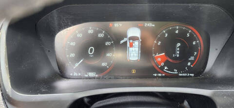 2016 Volvo XC90 T6 Momentum