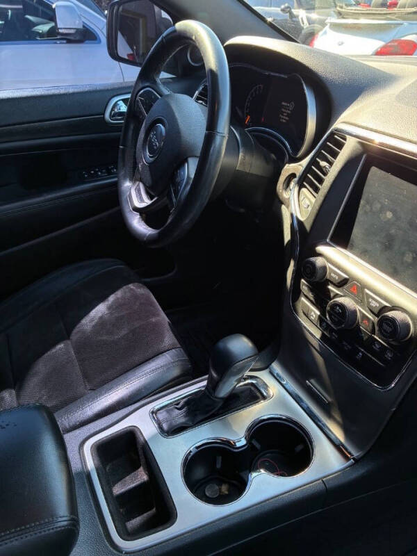 2018 Jeep Grand Cherokee Laredo