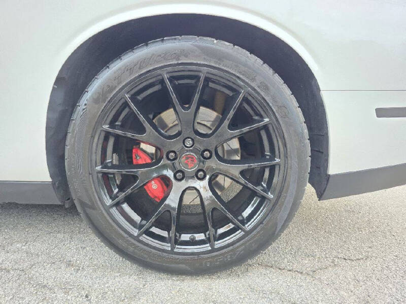 2016 Dodge Challenger SRT Hellcat