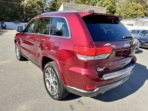 2018 Jeep Grand Cherokee Sterling Edition
