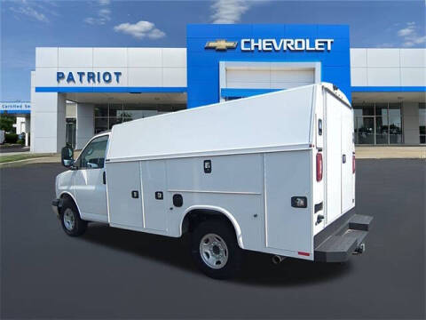 2025 Chevrolet Express 3500