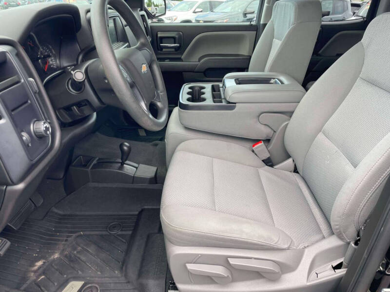 2019 Chevrolet Silverado 1500 LD Custom