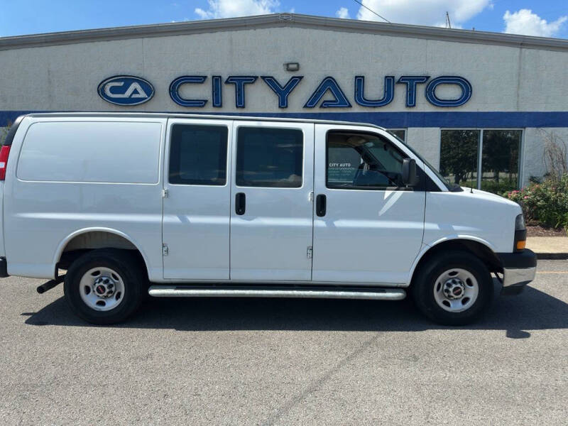 2025 GMC Savana 2500