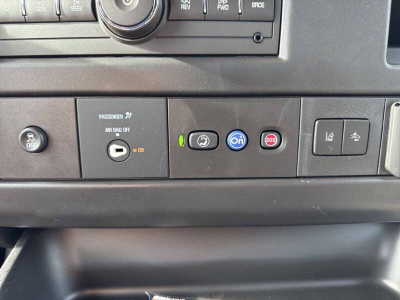 2025 Chevrolet Express 2500