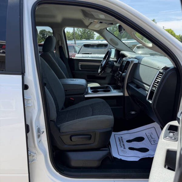 2018 RAM 1500 SLT