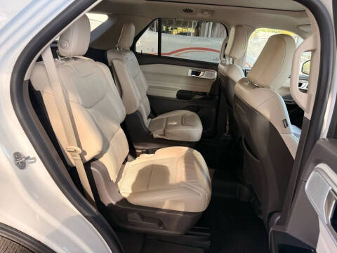 2020 Ford Explorer Platinum