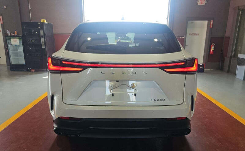 2024 Lexus NX 250 Premium
