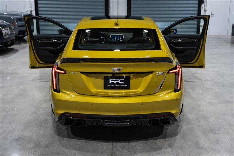 2024 Cadillac CT5-V Blackwing