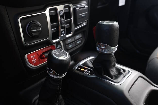 2025 Jeep Gladiator Willys