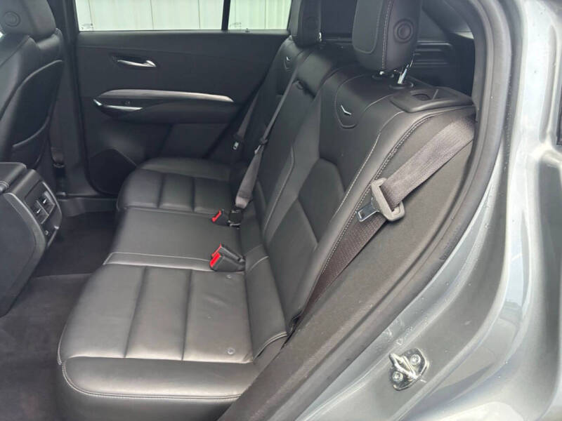 2024 Cadillac XT4 Premium Luxury