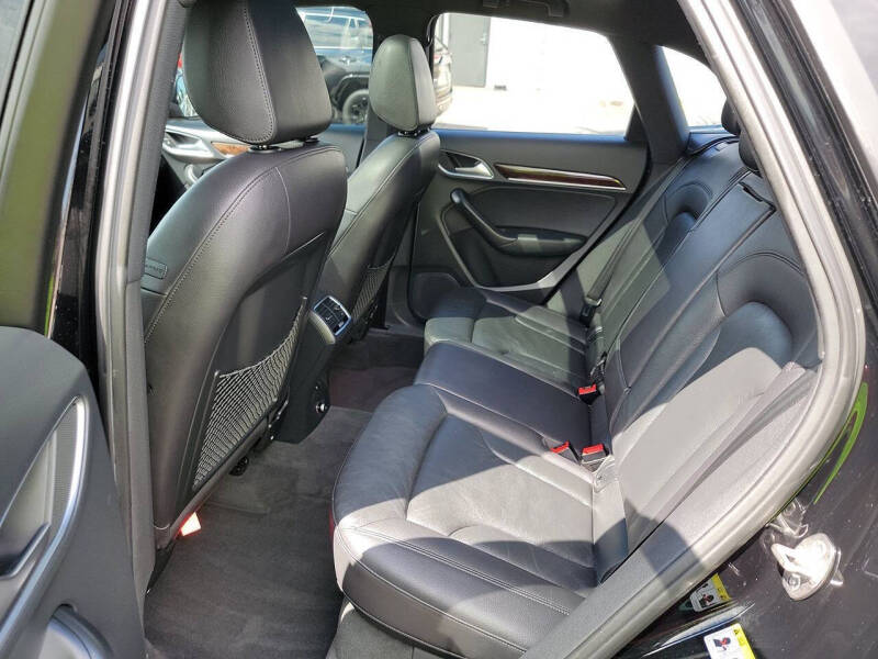 2017 Audi Q3 2.0T Premium Plus