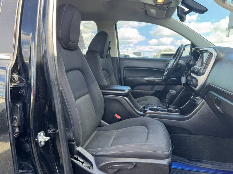 2017 GMC Canyon SLE