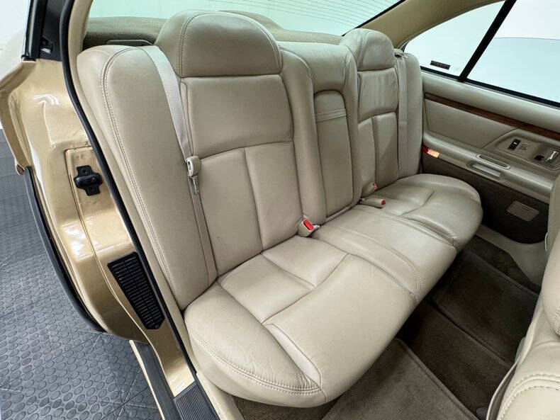 1998 Oldsmobile LSS