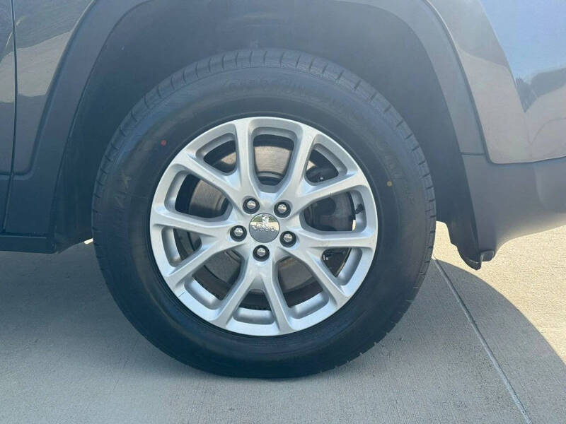 2018 Jeep Cherokee Latitude Plus