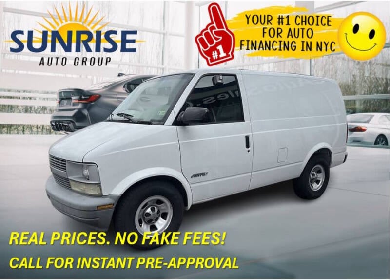 2002 Chevrolet Astro for sale at AUTOFYND in Elmont NY