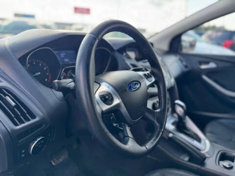 2014 Ford Focus SE