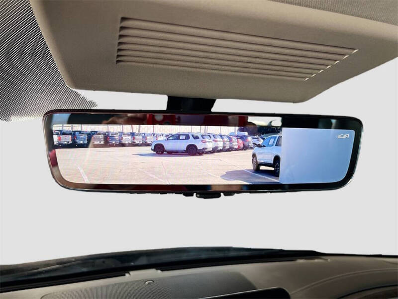 2022 Infiniti QX80 Luxe