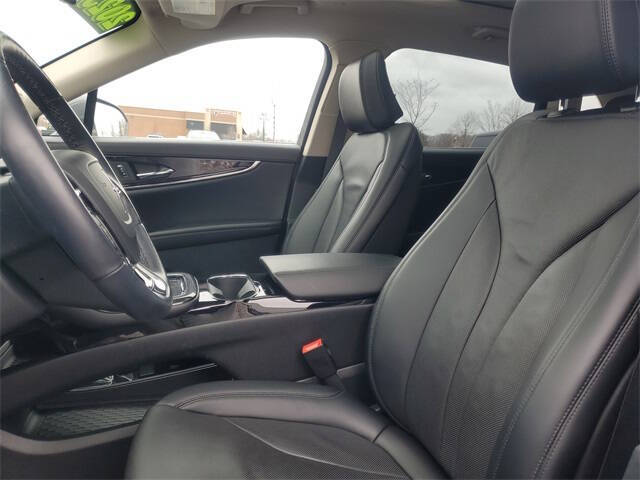 2023 Lincoln Nautilus Reserve