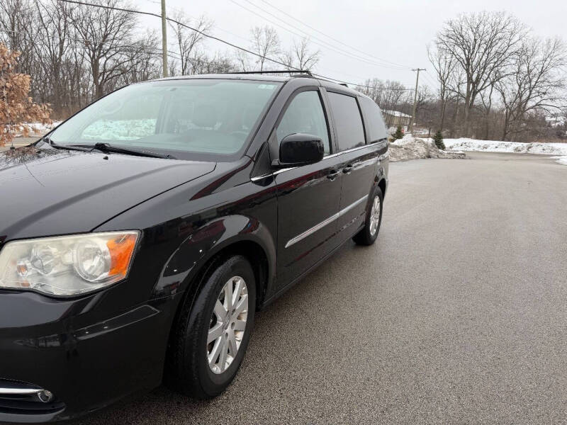 2013 Chrysler Town and Country Touring