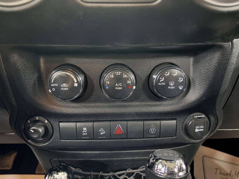 2013 Jeep Wrangler Unlimited Sahara