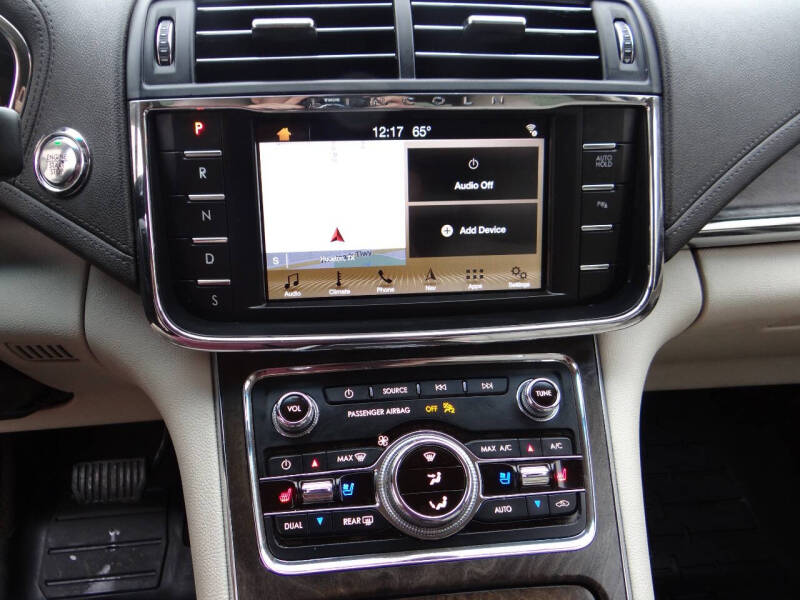 2017 Lincoln Continental Reserve