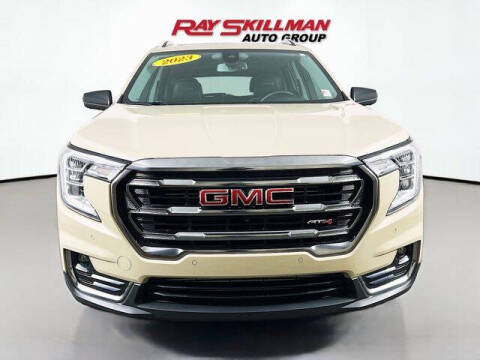 2023 GMC Terrain AT4