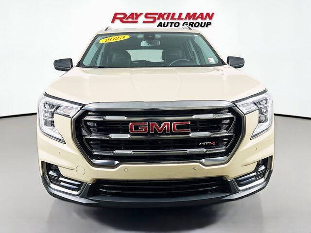 2023 GMC Terrain AT4