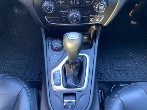 2018 Jeep Cherokee Latitude Plus