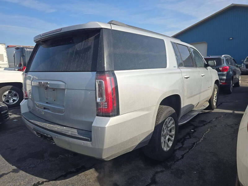2017 GMC Yukon XL SLT