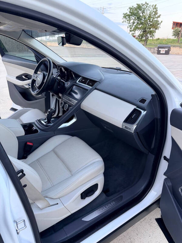 2020 Jaguar E-PACE P250