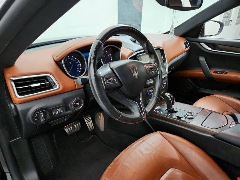 2017 Maserati Ghibli