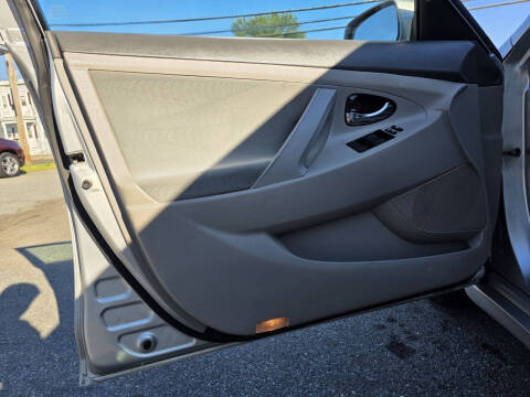 2009 Toyota Camry LE