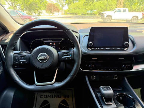 2022 Nissan Rogue SV