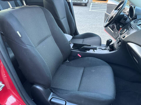 2013 Mazda MAZDA3 i Touring