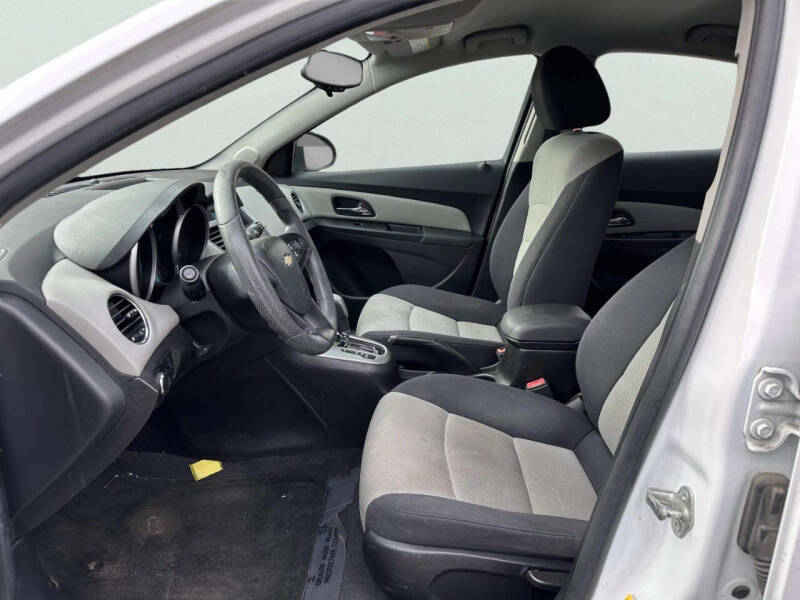 2012 Chevrolet Cruze LS