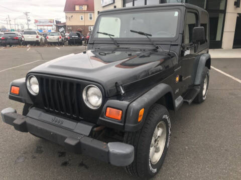2000 Jeep Wrangler for sale at MAGIC AUTO SALES in Little Ferry NJ