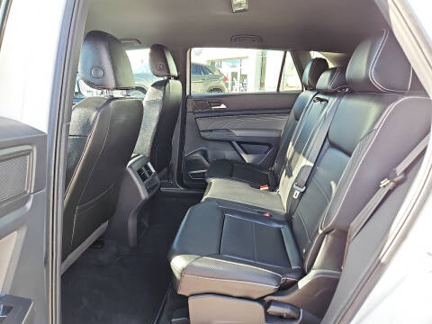 2022 Volkswagen Atlas Cross Sport SE 4Motion