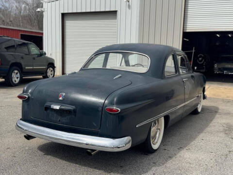 1950 Ford 2 DR Club Coupe