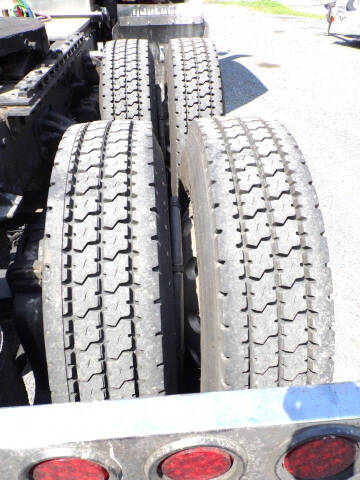 2001 Peterbilt 379 EX Hood