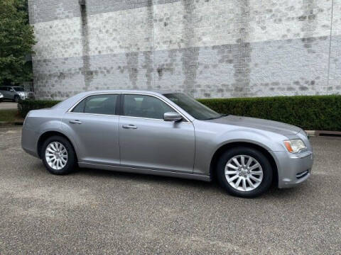 2014 Chrysler 300 for sale at Select Auto in Smithtown NY
