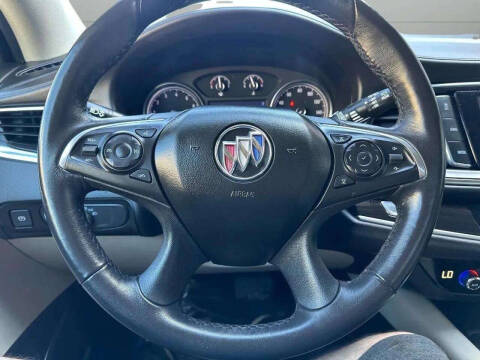 2020 Buick Enclave Essence