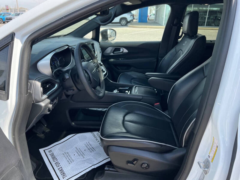2025 Chrysler Pacifica Limited