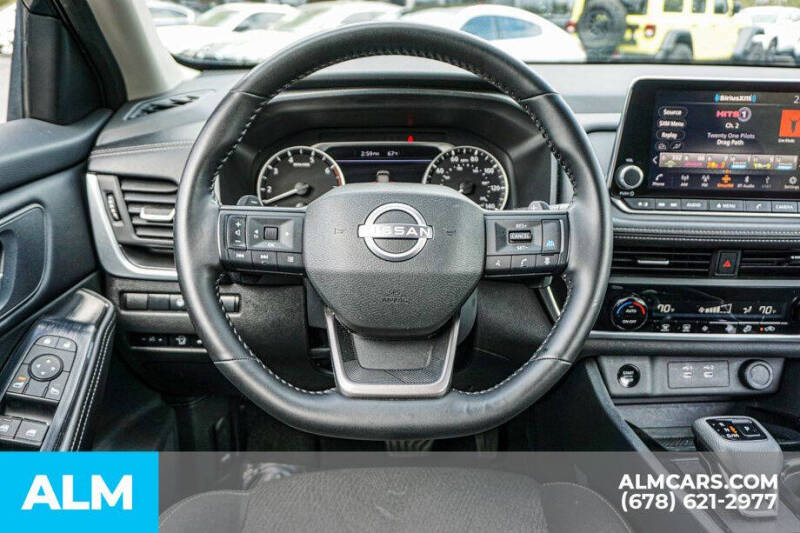 2025 Nissan Rogue SV