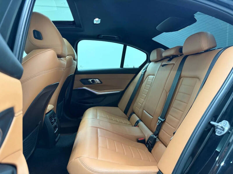 2021 BMW 3 Series 330i