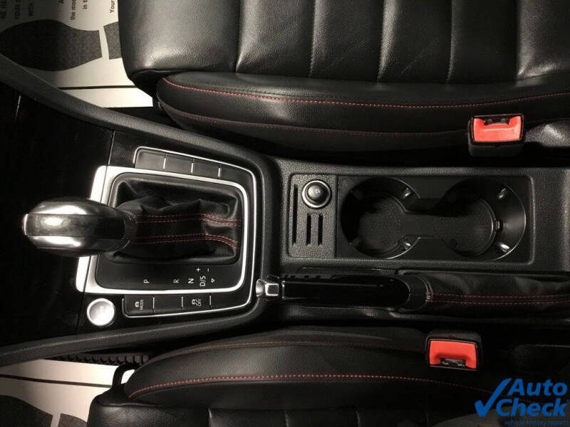 2017 Volkswagen Golf GTI SE