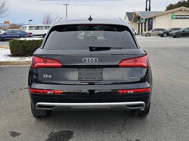 2019 Audi Q5 quattro Premium 45 TFSI