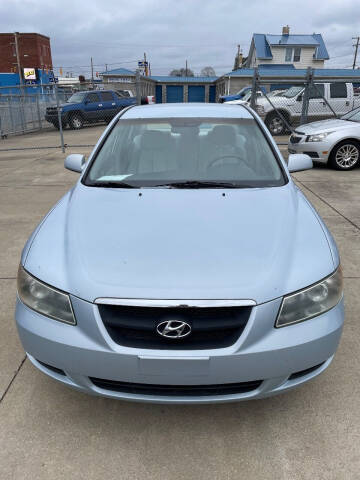2008 Hyundai Sonata for sale at New Rides in Portsmouth OH