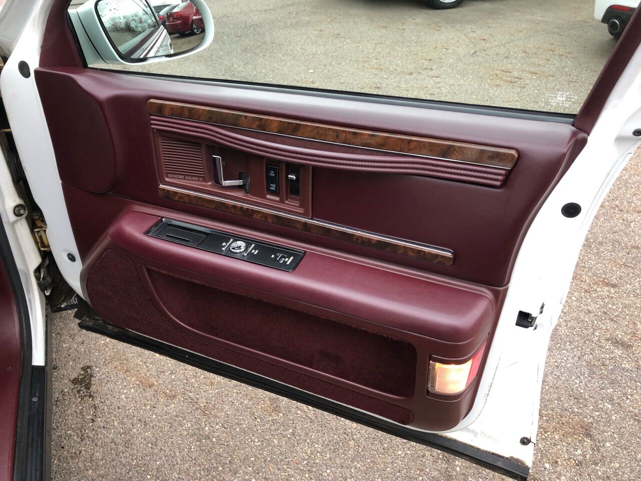 1996 Buick Roadmaster 4dr Car