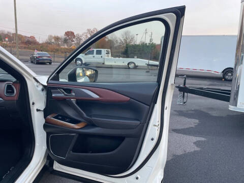 2017 Mazda CX-9 Signature