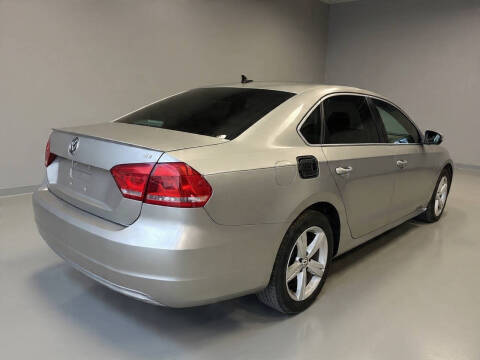 2013 Volkswagen Passat SE